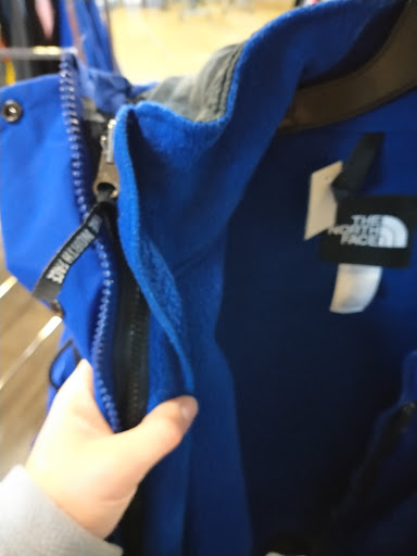 Boutique «Blue, a Goodwill Boutique - Tacoma», reviews and photos, 2520 N Proctor St, Tacoma, WA 98406, USA