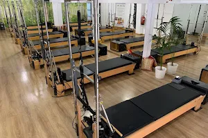 @PILATES I Centro de pilates y fisioterapia image