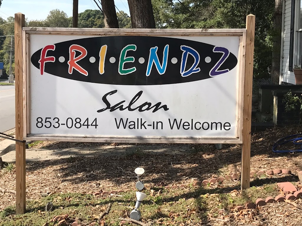 Hair by Leslie - Friendz Salon 28054