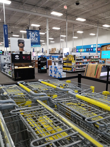 Electronics Store «Best Buy», reviews and photos, 2111 N Rock Rd #121, Wichita, KS 67206, USA