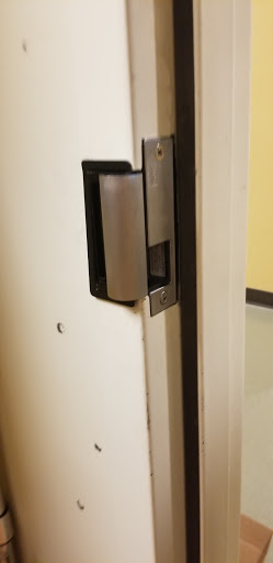 Emergency Locksmith Service «Wise Locksmith», reviews and photos, 19510 Bothell Everett Hwy, Bothell, WA 98012, USA