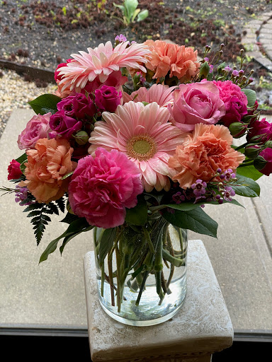 Florist «Max Stacy Flowers», reviews and photos, 350 High St, Hamilton, OH 45011, USA