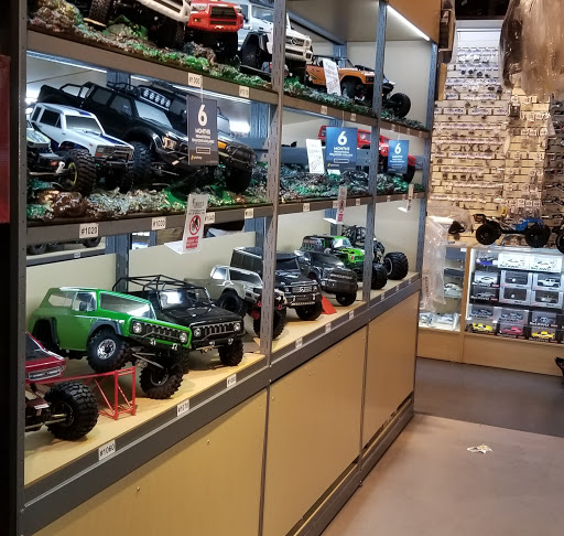 Shopping Mall «University Mall», reviews and photos, 2200 E Fowler Ave, Tampa, FL 33612, USA