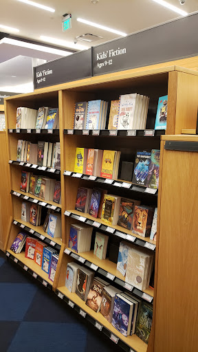 Book Store «Amazon Books», reviews and photos, 4601 26th Ave NE, Seattle, WA 98105, USA