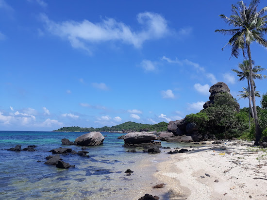 Gam Ghi island Beach