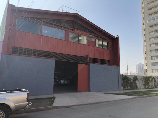 Club Bombarderos - Estación Central