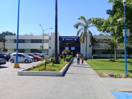 Facultad de Derecho Culiacán