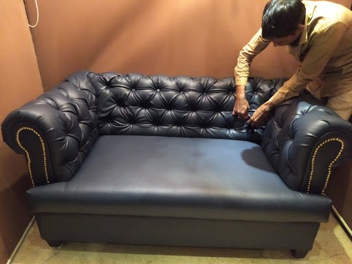 Shah sofa maker
