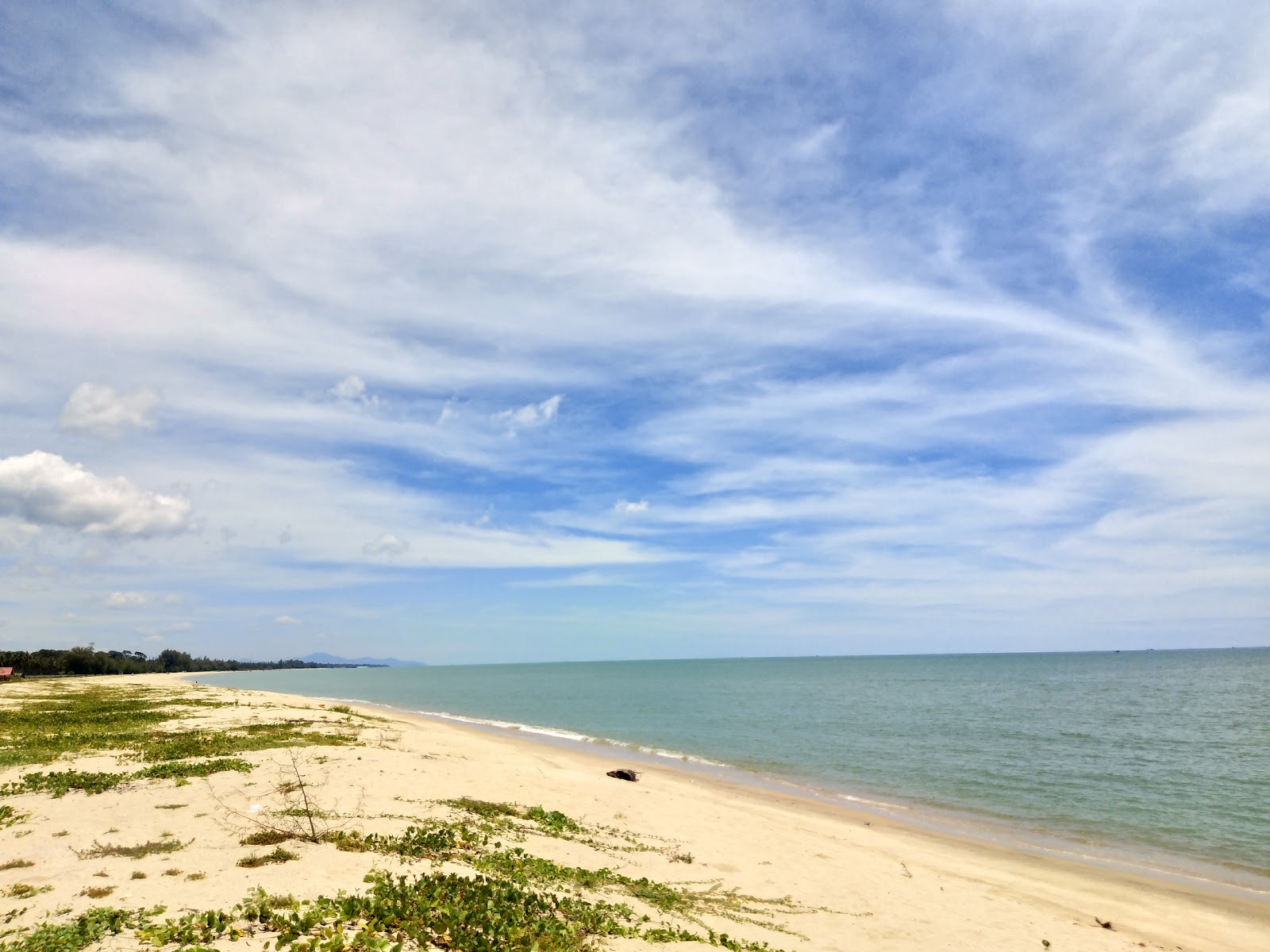 Foto von Tha Soong Beach mit langer gerader strand