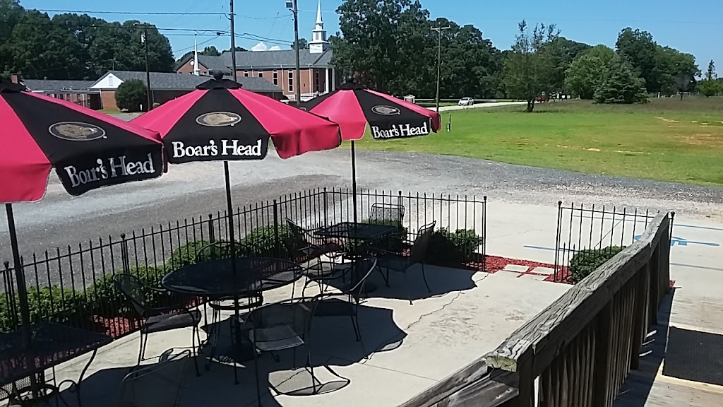 McCann's Place 28117