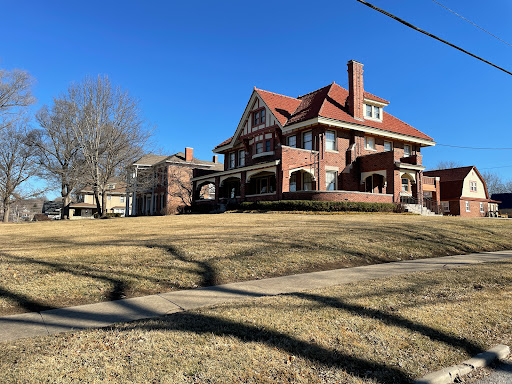 Food «Historic Downtown Liberty, Inc», reviews and photos, 111 N Water St, Liberty, MO 64068, USA