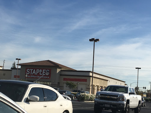 Staples image