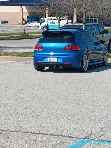 Auto Parts Store «Pep Boys Auto Parts & Service», reviews and photos, 3160 W Susan Dr, Bloomington, IN 47404, USA