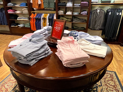 Clothing Store «Brooks Brothers», reviews and photos, 445 W Farms Mall, Farmington, CT 06032, USA
