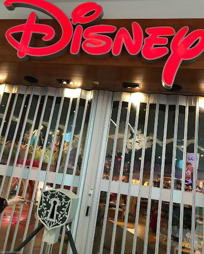 Toy Store «Disney Store», reviews and photos, 8001 So. Orange Blosson Trl, Orlando, FL 32809, USA