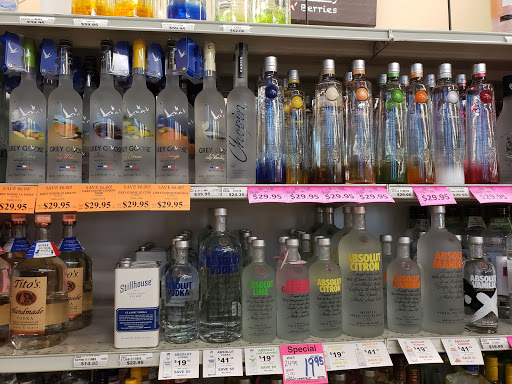 Liquor Store «Rose City Liquor Store», reviews and photos, 7253 NE Sandy Blvd, Portland, OR 97213, USA