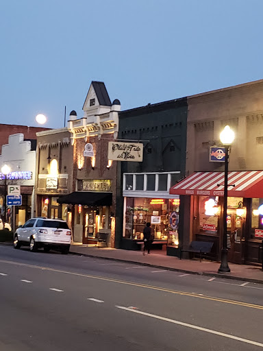 Southern Muggs Coffee Shop, 26 W Main St, Cartersville, GA 30120, USA, 