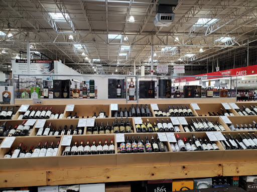 Warehouse store «Costco Wholesale», reviews and photos, 27118 Gratiot Ave, Roseville, MI 48066, USA