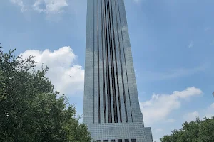 Williams Tower image