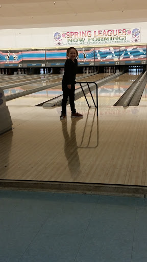 Bowling Alley «Pacific Lanes Bowling Center», reviews and photos, 7015 S D St, Tacoma, WA 98408, USA