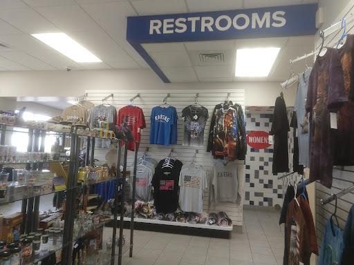 Convenience Store «24/7 Travel Stores-Maple Hill, Kansas», reviews and photos, 32981 Windy Hill Rd, Maple Hill, KS 66507, USA