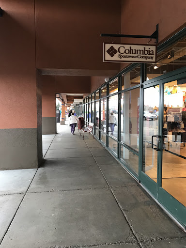 Shopping Mall «Albertville Premium Outlets», reviews and photos, 6415 Labeaux Ave NE, Albertville, MN 55301, USA