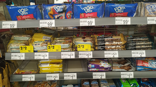 Convenience Store «7-Eleven», reviews and photos, 6800 W 16th Ave, Hialeah, FL 33014, USA