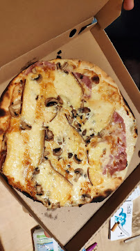 Pizza du Pizzas à emporter Pizz'Avalanche à La Clusaz - n°8