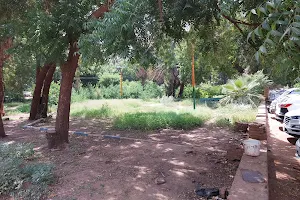 حديقة الشهداء image