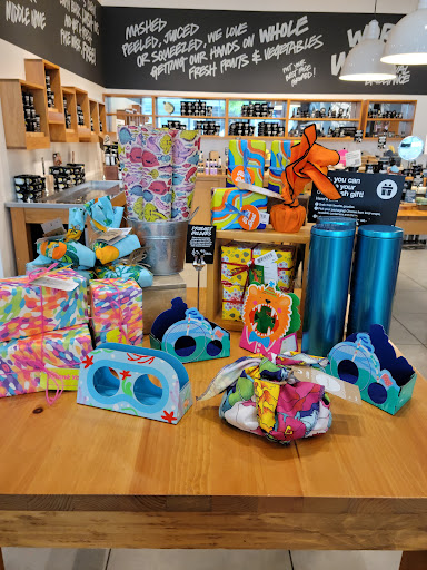 Cosmetics Store «LUSH», reviews and photos, 1689 Arden Way, Sacramento, CA 95815, USA