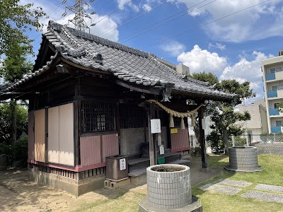 三日月神社（みこぜじんじゃ）