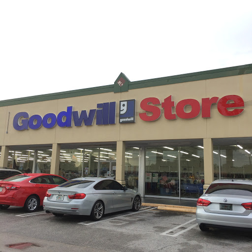 Thrift Store «Goodwill», reviews and photos, 3282 N State Rd 7, Lauderdale Lakes, FL 33309, USA