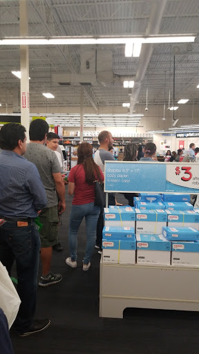 Office Supply Store «Staples», reviews and photos, 653 W Edgar Rd, Linden, NJ 07036, USA