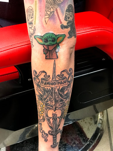 Explore samoan tattoo ideas, creative tattoo ideas in Baytown, available at Big Juniors Tattoos