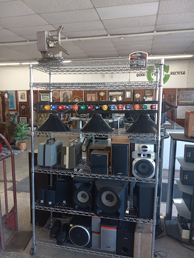 Thrift Store «Thrift Bargain and More», reviews and photos, 1470 N Beale Rd, Marysville, CA 95901, USA