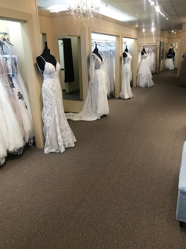 Dress and tuxedo rental service Lowell
