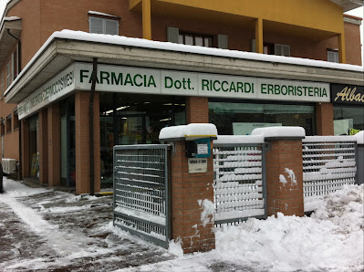 Farmacia Riccardi Via Emilia, 21, 43010 Fontevivo PR, Italia