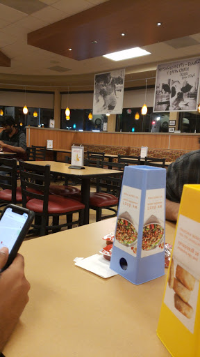 Fast Food Restaurant «Chick-fil-A», reviews and photos, 286 Turnpike Rd, Westborough, MA 01581, USA