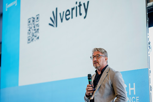 Logo da empresa - Verity