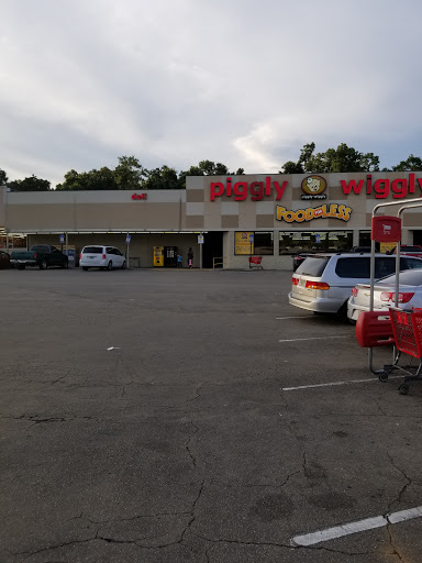 Supermarket «Piggly Wiggly», reviews and photos, 2526 S Monroe St, Tallahassee, FL 32301, USA