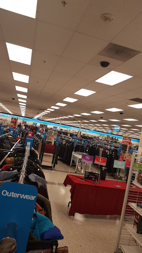 Clothing Store «Ross Dress for Less», reviews and photos, 9773 Jefferson Davis Hwy, Fredericksburg, VA 22408, USA