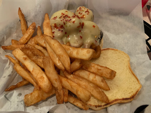 Bar & Grill «Hoosier Bar & Grill», reviews and photos, 4645 W Richland Plaza Dr, Bloomington, IN 47404, USA