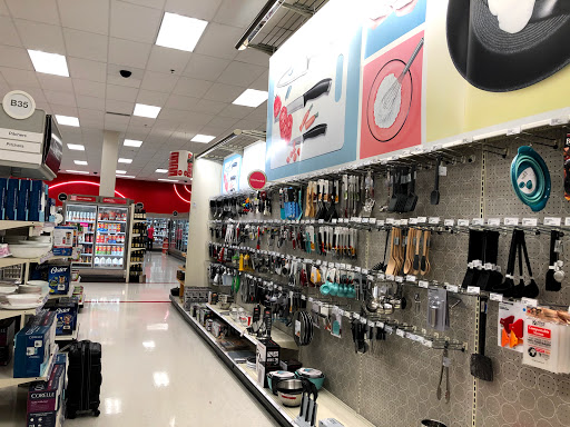 Department Store «Target», reviews and photos, 3770 N Goldenrod Rd, Winter Park, FL 32792, USA