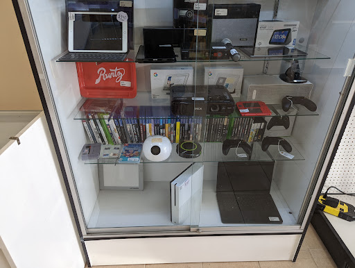 Pawn Shop «Royal Pawn», reviews and photos, 13180 Farm to Market Rd 529 G, Houston, TX 77041, USA