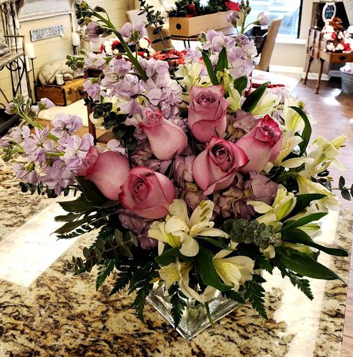 Florist «Absolutely Flowers», reviews and photos, 206 Keys Ferry St, McDonough, GA 30253, USA