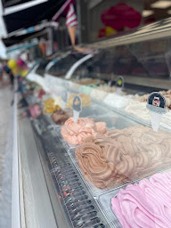 Photo n°14 de Reynier Glacier à Saint-Jean-de-Monts ()