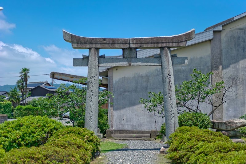 南奈良田日吉神社