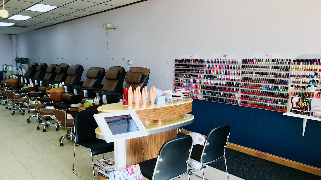 IV Nails 48838
