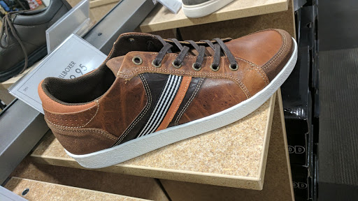 Shoe Store «DSW Designer Shoe Warehouse», reviews and photos, 4049 Grand Ave, Chino, CA 91710, USA