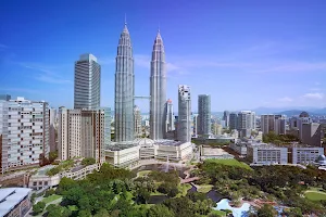 Traders Hotel Kuala Lumpur image